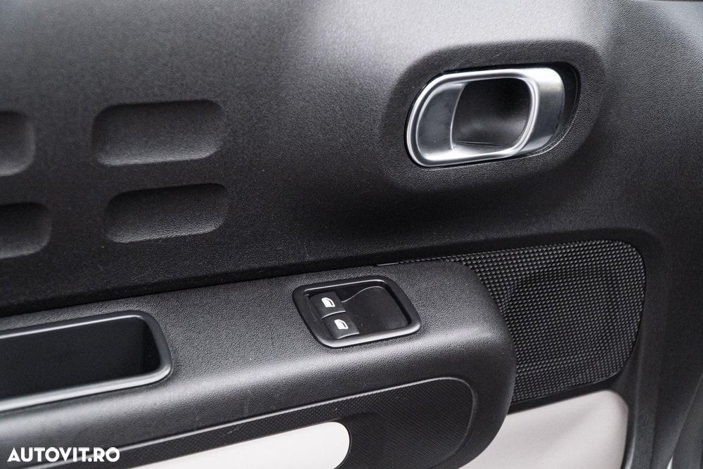 Citroën C3 1.2 PureTech S&S BVM5 Shine - 18