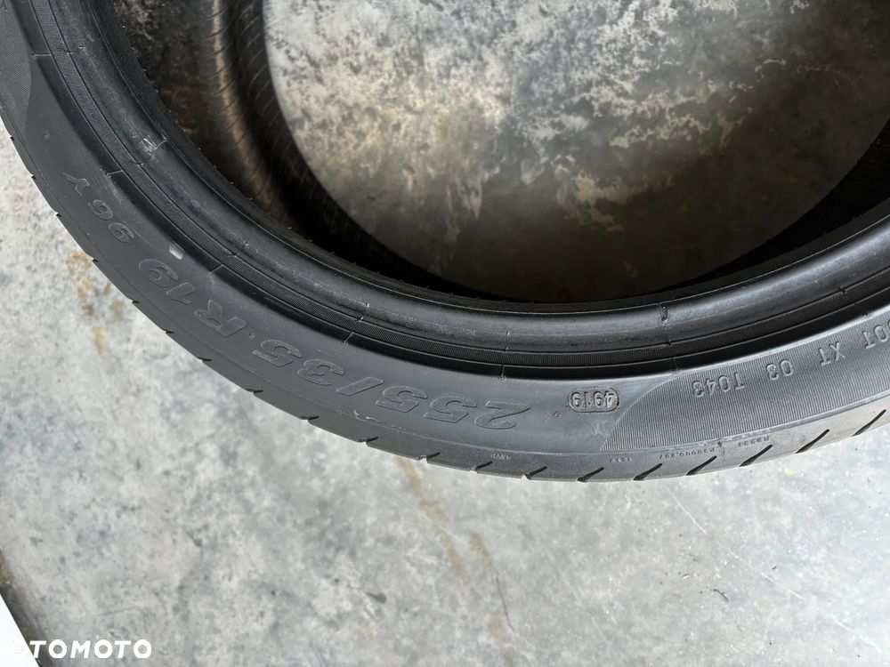 Opony letnie Pirelli P-Zero - 255/35R19 - 4