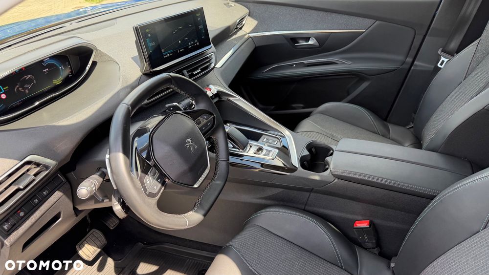 Peugeot 3008 Hybrid4 300 e-EAT8 Allure - 25
