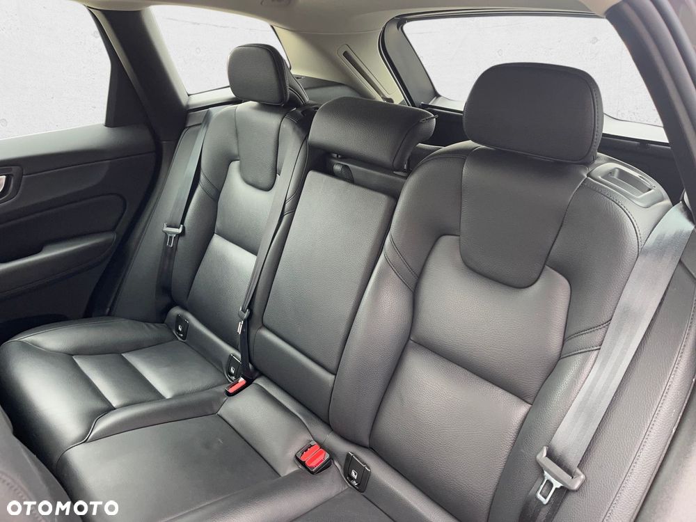 Volvo XC 60 - 11