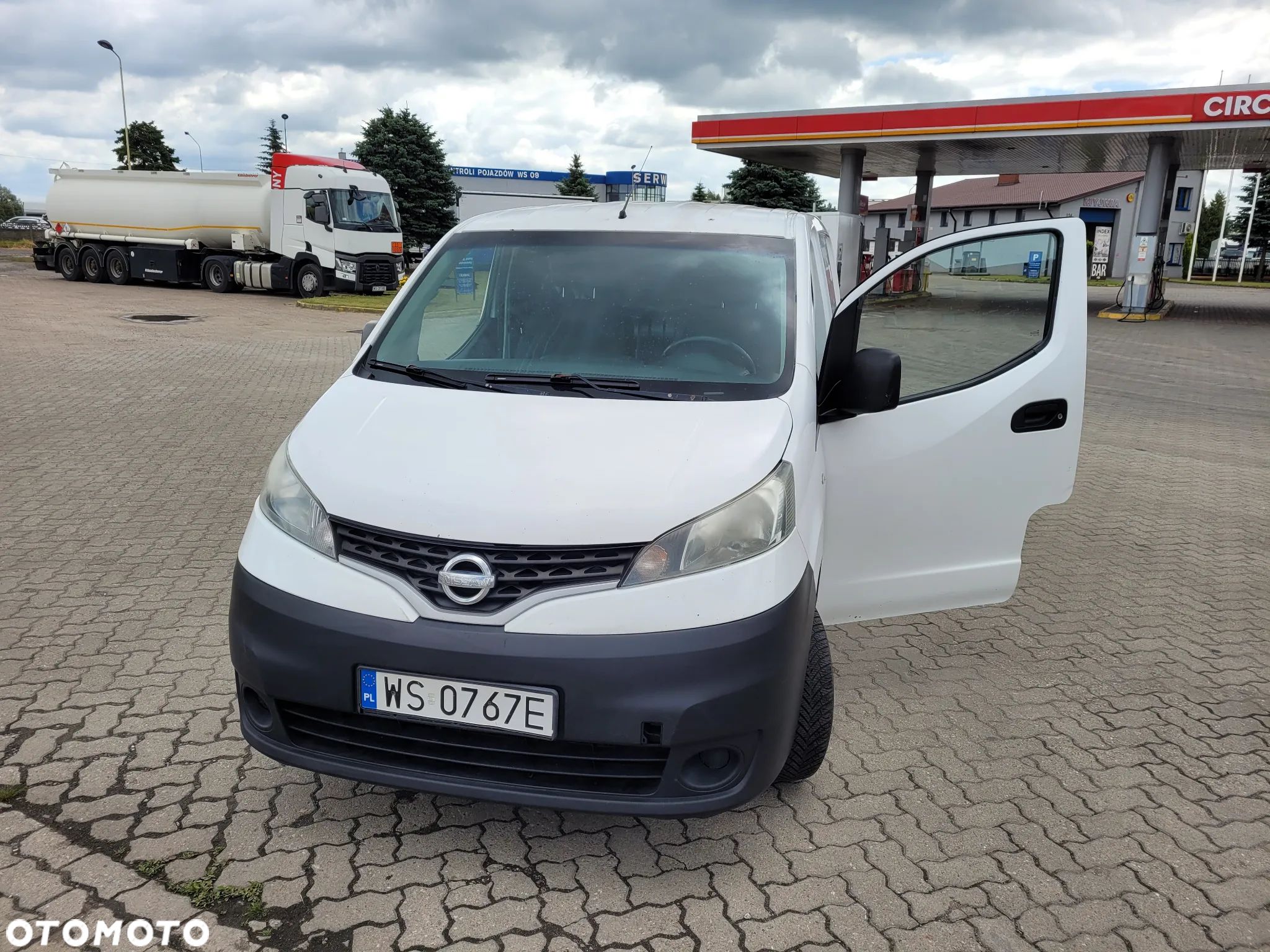 Nissan nv200 - 1