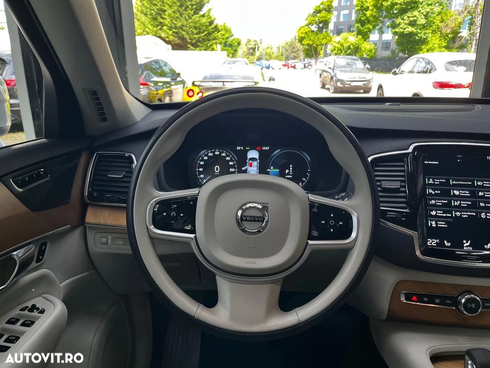 Volvo XC 90 T8 AWD Twin Engine Geartronic Inscription - 17