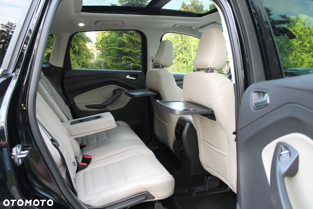 Ford Kuga 2.0 TDCi 4x4 Titanium - 17