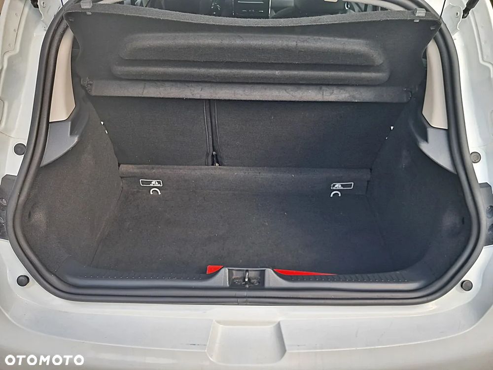 Renault Clio - 21