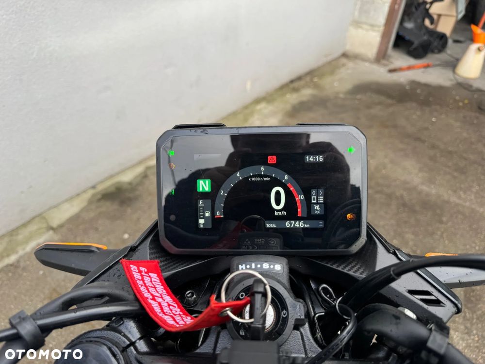 Honda CB - 11