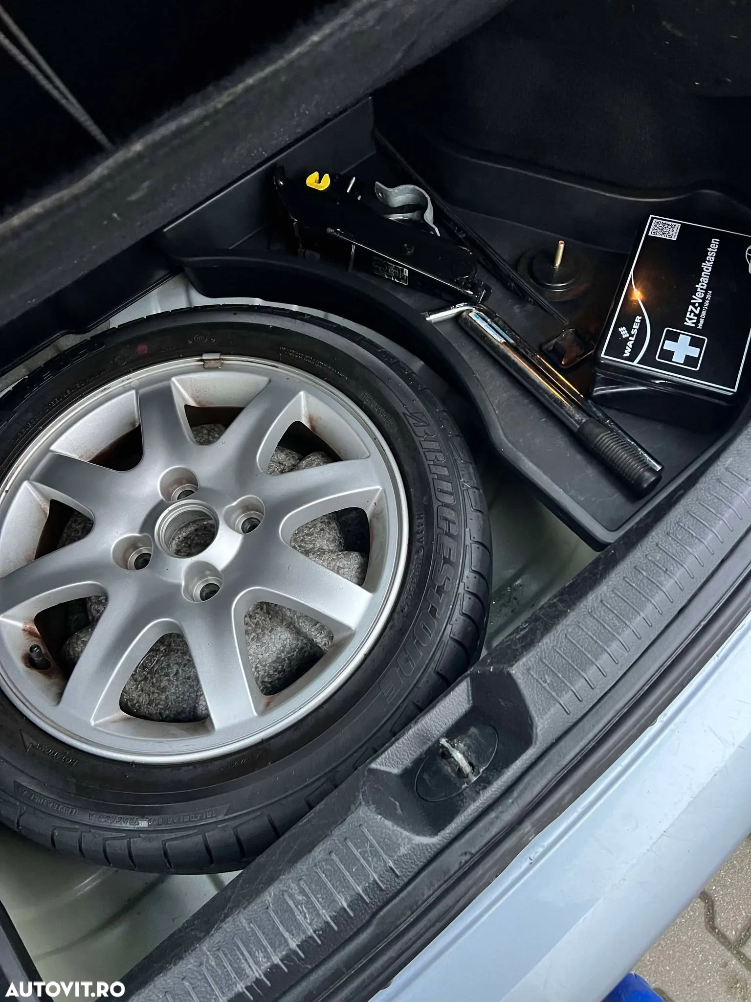Kia Cerato 2.0 CRDi EX - 13