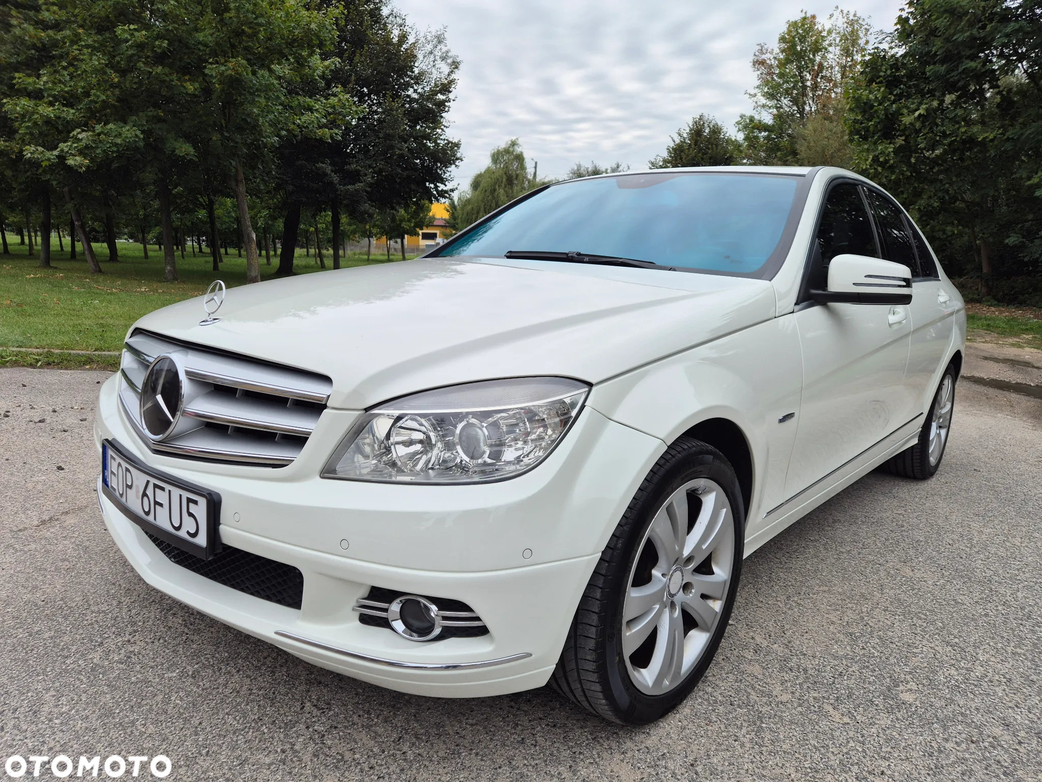 Mercedes-Benz Klasa C 180 T Kompressor BlueEFFICIENCY Avantgarde - 10