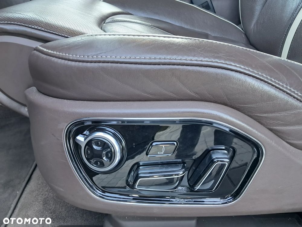 Audi A8 4.2 TDI DPF quattro tiptronic - 28