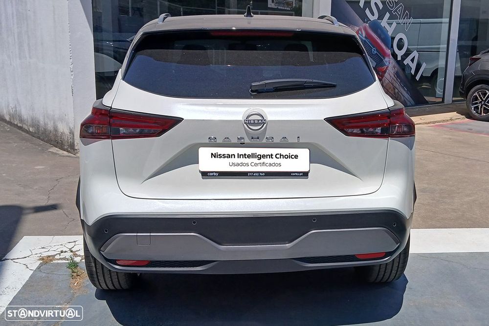 Nissan Qashqai 1.3 DIG-T N-Connecta Xtronic - 4