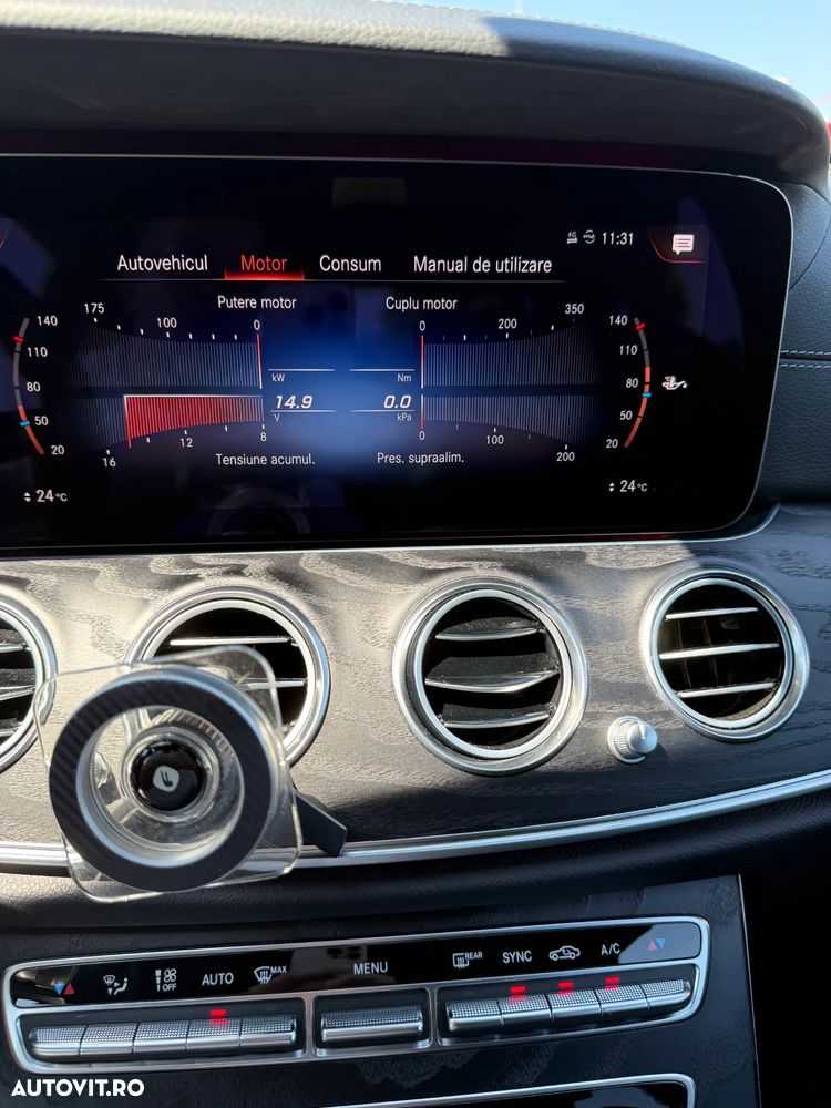 Mercedes-Benz E 200 4MATIC MHEV Aut. - 23