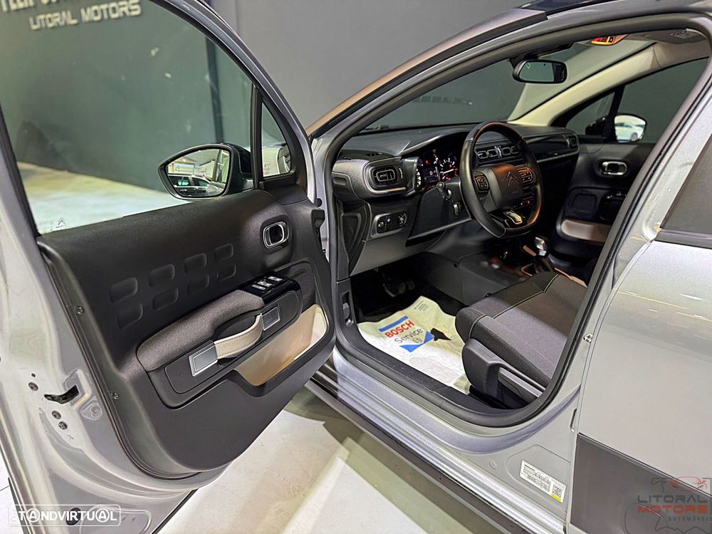 Citroën C3 1.2 PureTech Shine EAT6 - 13