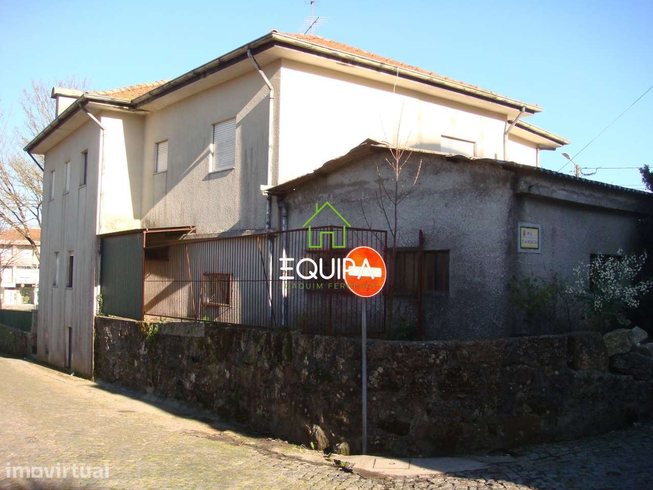 Moradia isolada T4, no lugar de Sobrão, Freguesia de Meixomil, Concel - Grande imagem: 3/25