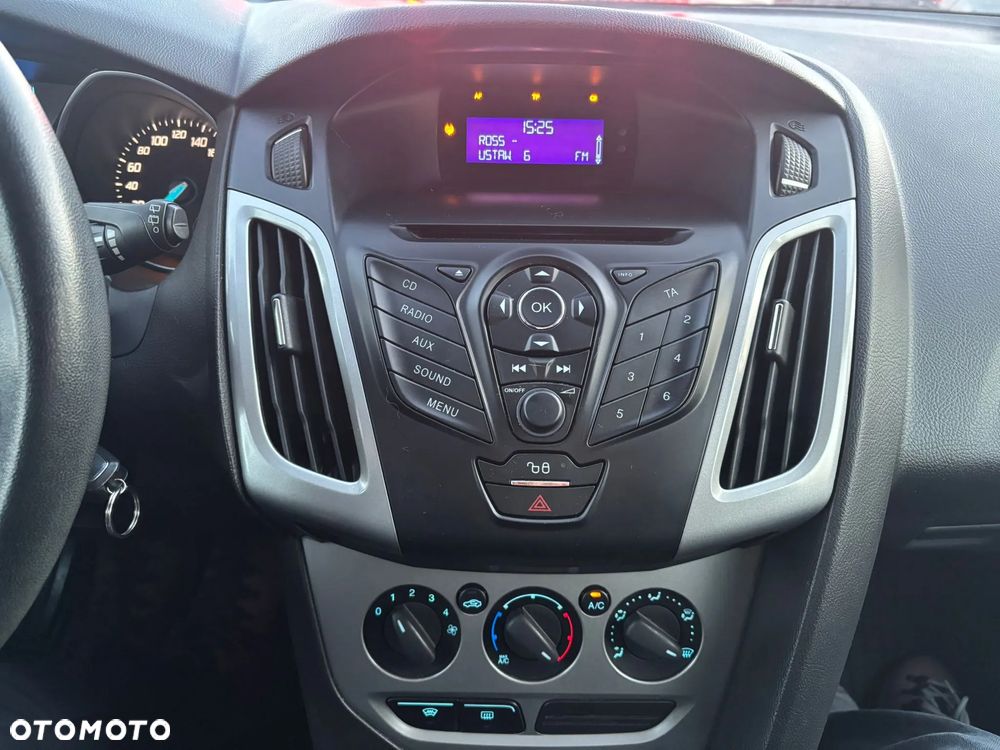 Ford Focus 1.6 Ambiente - 15