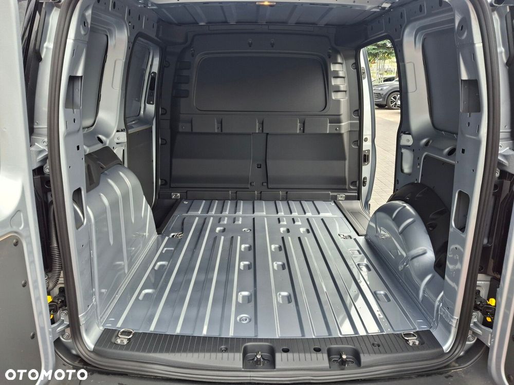 Volkswagen Caddy - 10