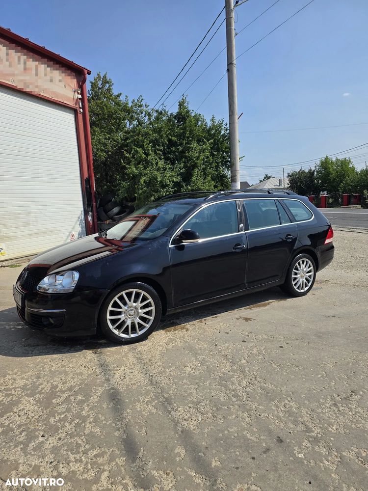 Volkswagen Golf 2.0 TDI DSG Trendline - 4