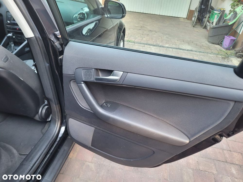 Audi A3 Sportback 2.0 TDI Attraction - 17