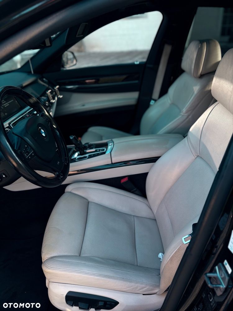 BMW Seria 7 730d xDrive Edition Exclusive - 6