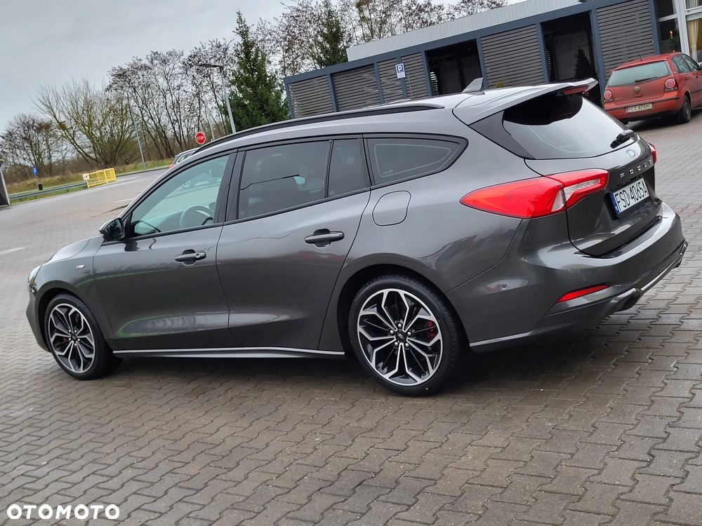 Ford Focus 1.5 EcoBoost STart-Stopp-System ST-LINE X - 11