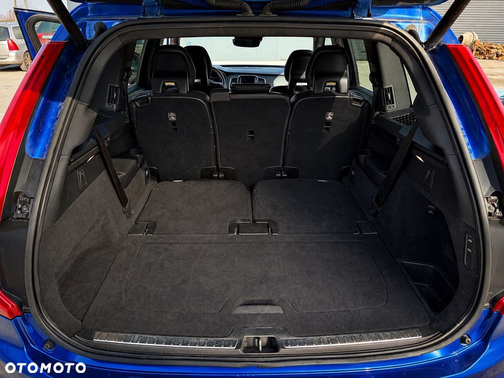 Volvo XC 90 T6 AWD R-Design 7os - 7