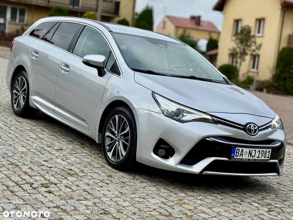 Toyota Avensis - 29
