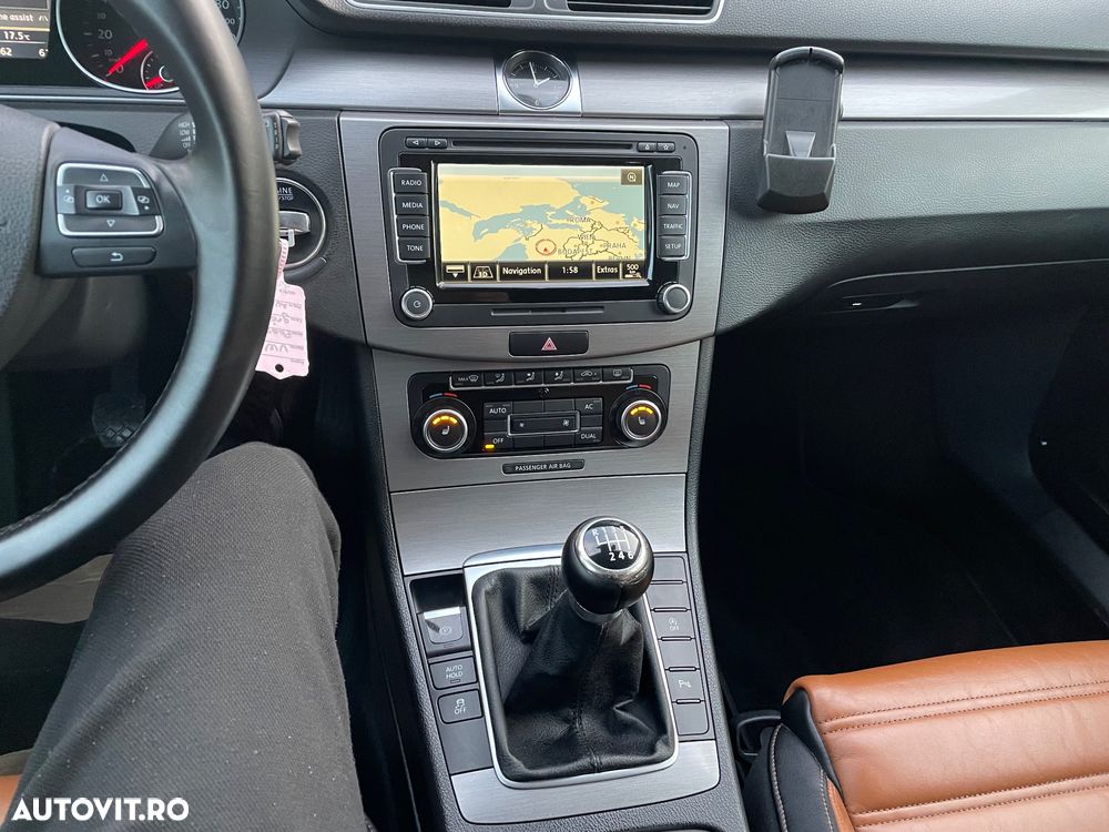 Volkswagen Passat - 21