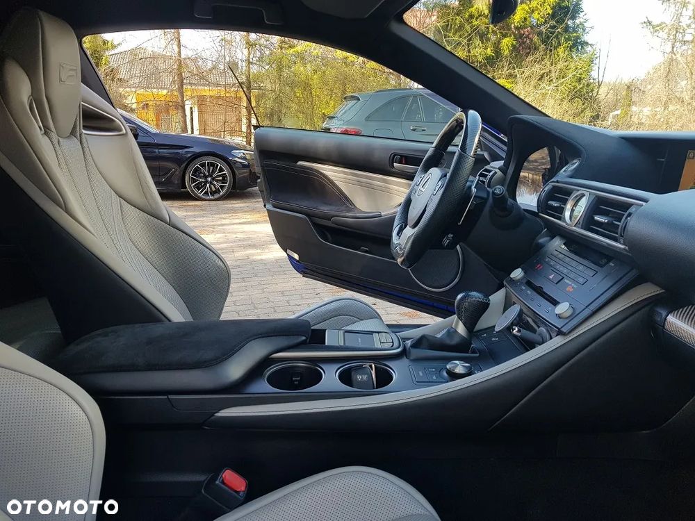 Lexus RC F Prestige - 22
