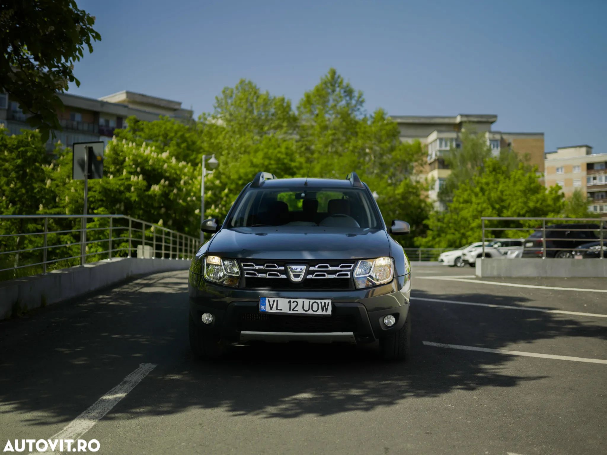 Dacia Duster 1.5 dCi 4x4 Laureate - 1