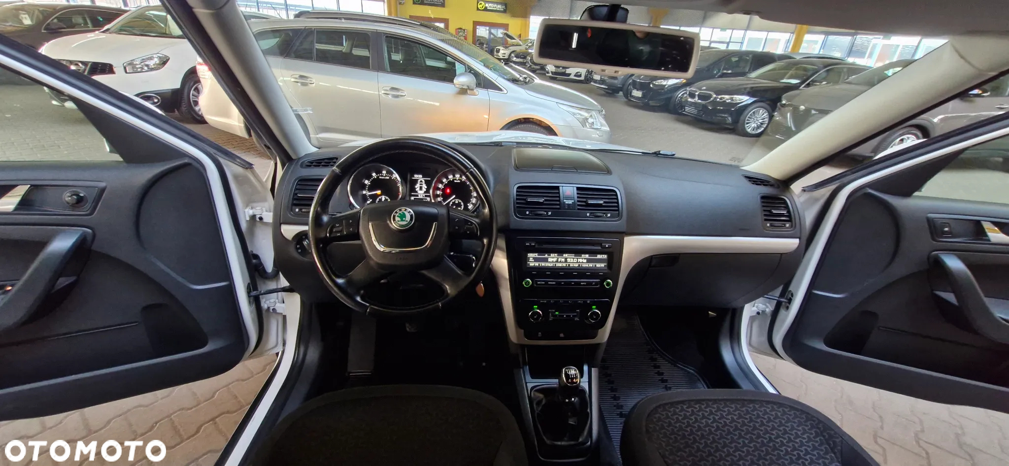 Skoda Yeti 1.8 TSI 4x4 Elegance PLUS EDITION - 14