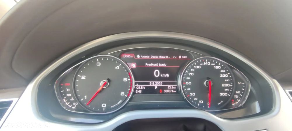Audi A8 - 7