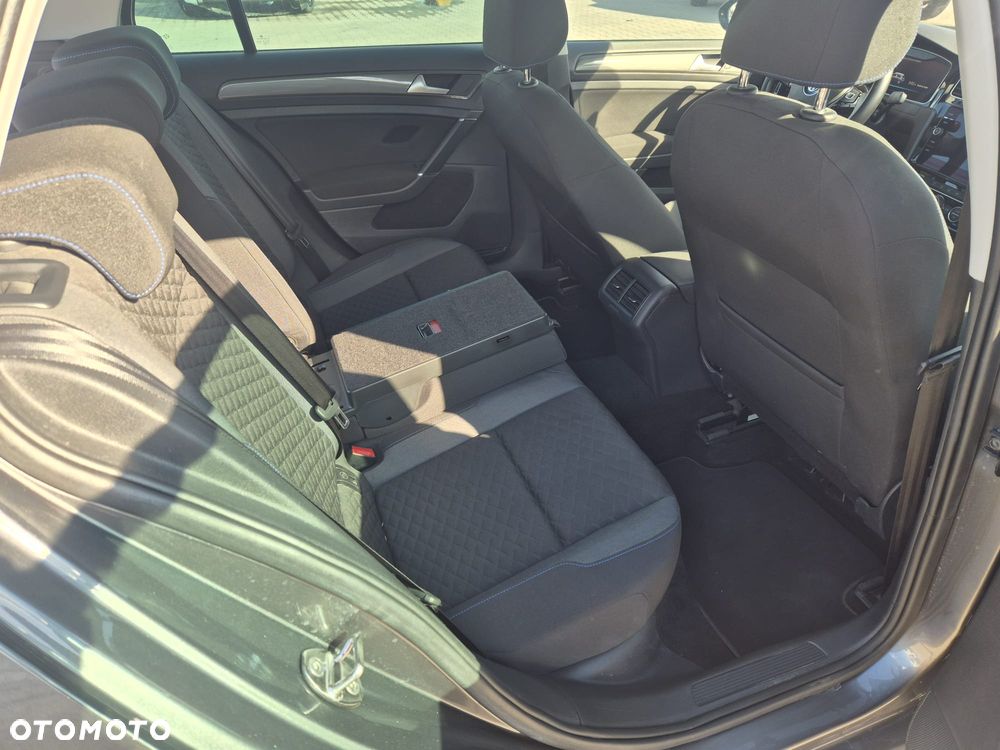 Volkswagen Golf 1.6 TDI SCR DSG Comfortline - 13