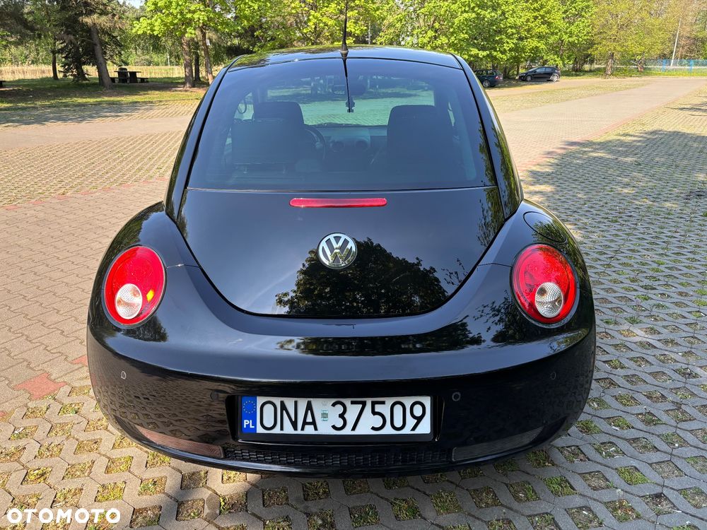 Volkswagen New Beetle 1.6 Freestyle - 29