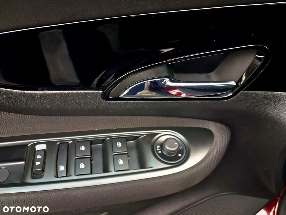 Opel Mokka 1.6 CDTI Cosmo S&S - 26