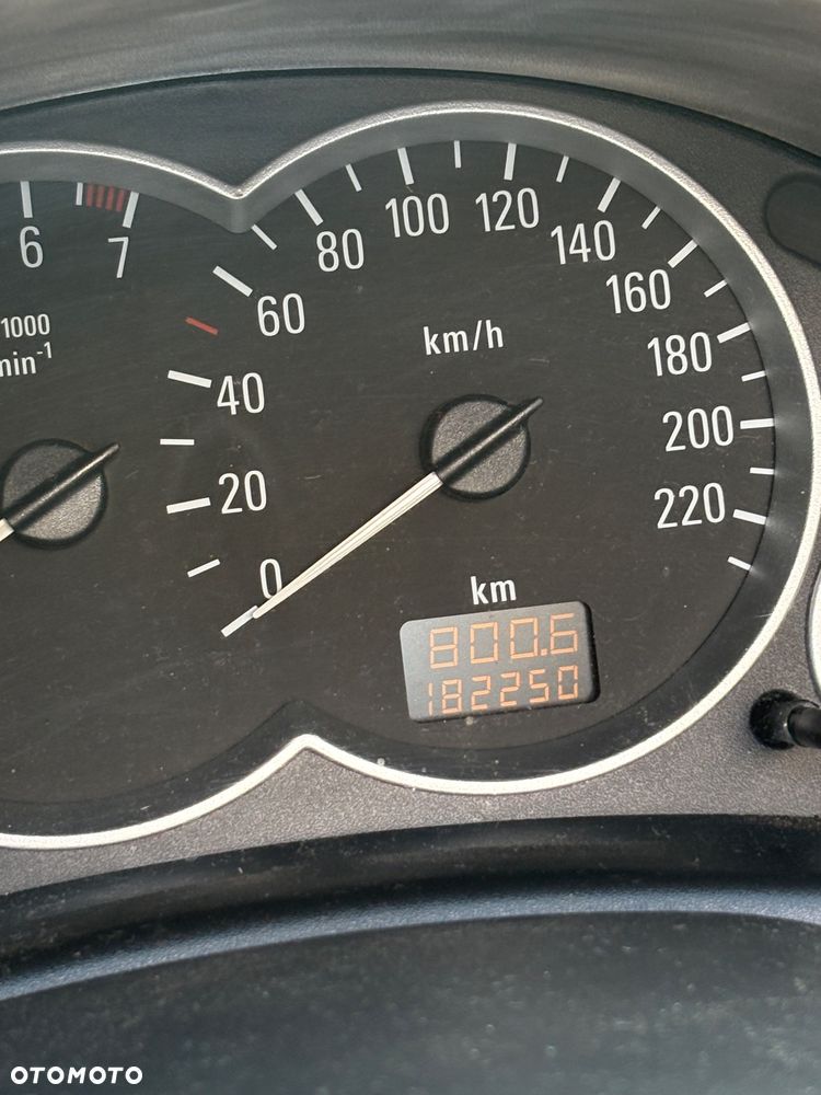 Opel Tigra 1.4 Sport - 8