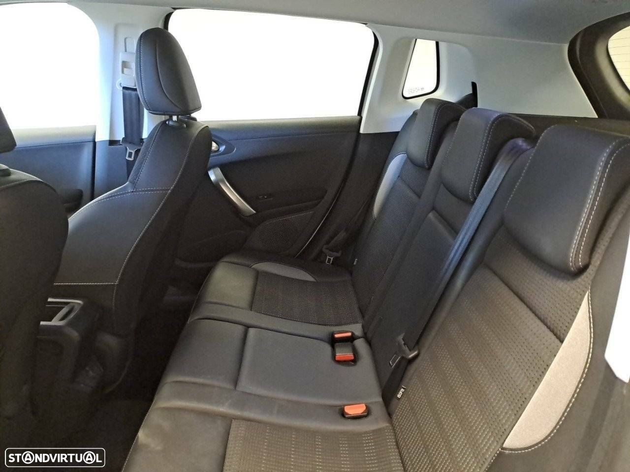 Peugeot 2008 1.2 PureTech Allure - 10