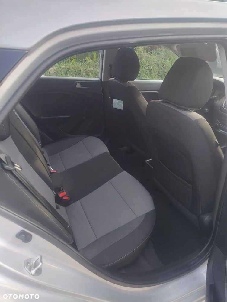 Hyundai i20 1.2 Classic - 8