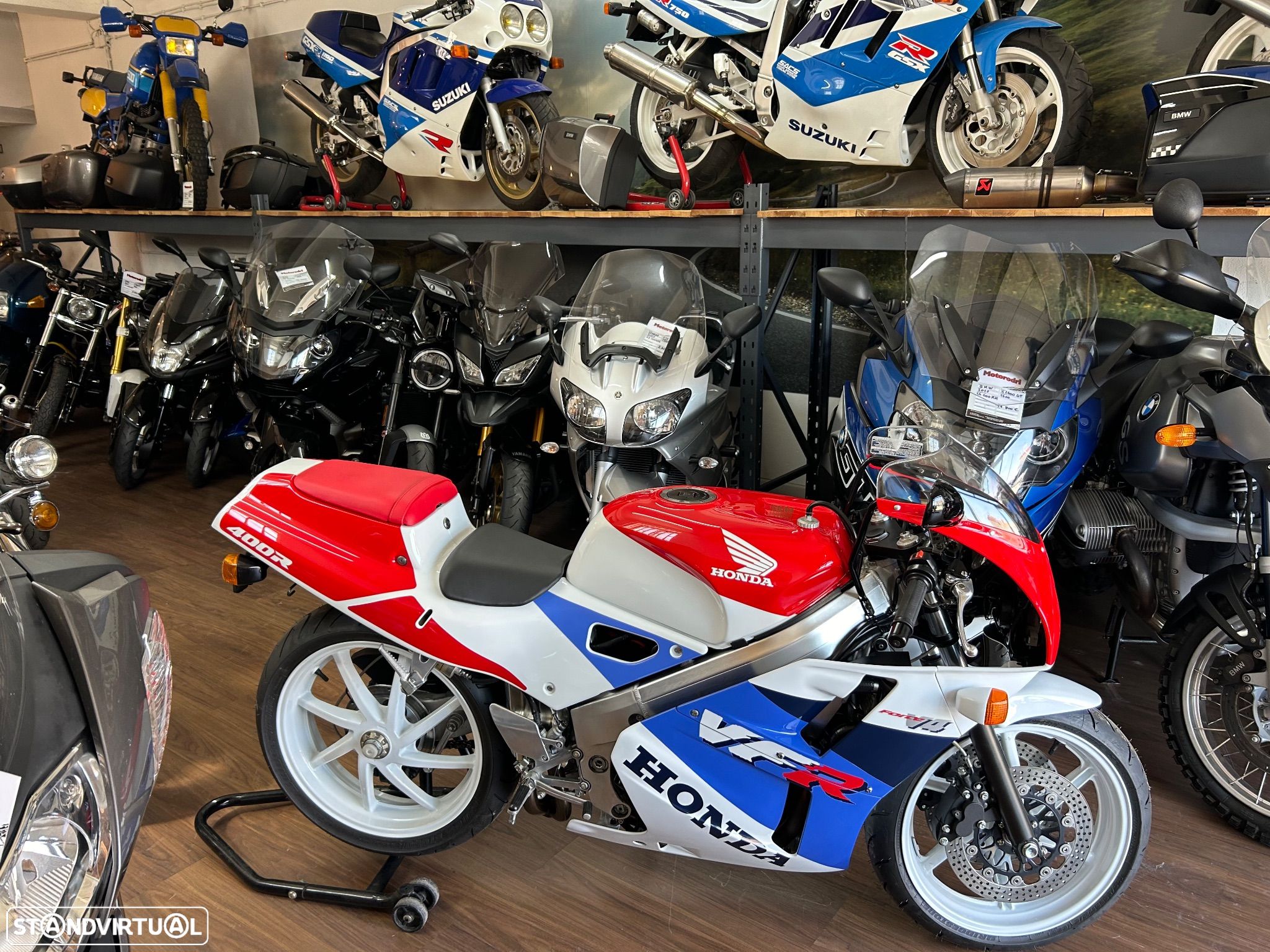 Honda VFR 400 Nc30 - 1