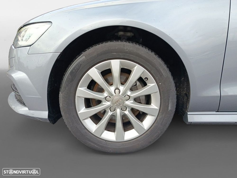 Audi A6 Avant 2.0 TDi Business Line S tronic - 14