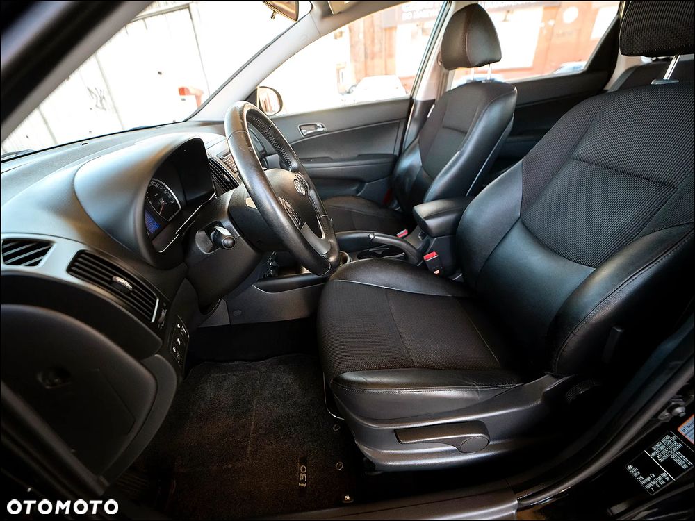 Hyundai i30 - 30