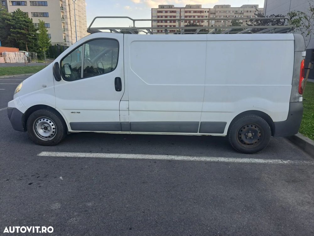 Renault Trafic - 2