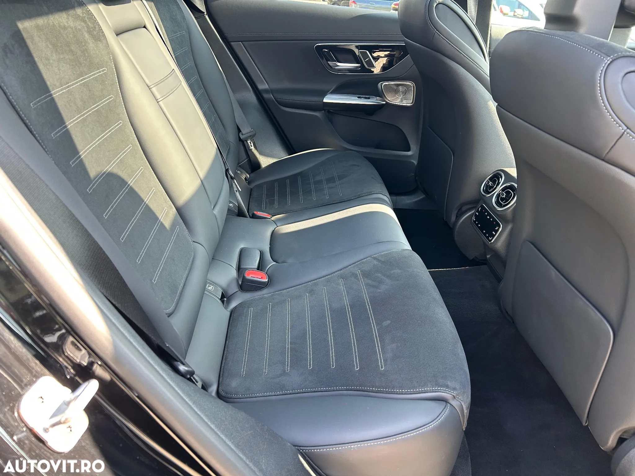 Mercedes-Benz GLC 300 de 4MATIC - 13