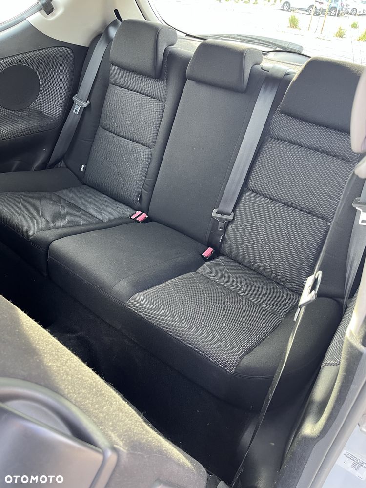 Peugeot 207 - 6