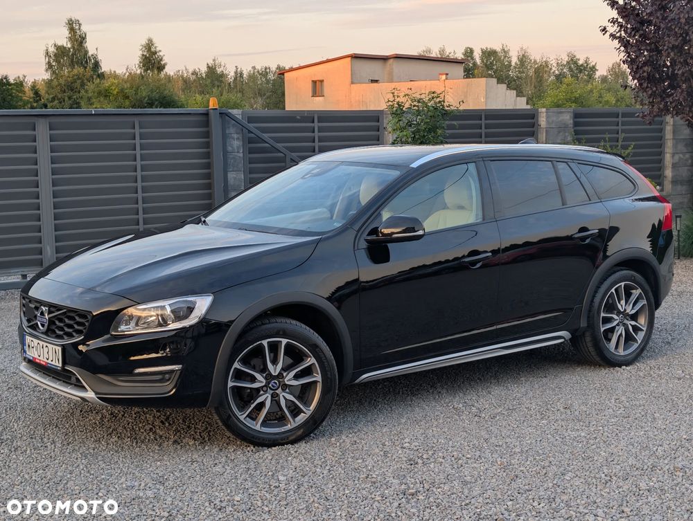 Volvo V60 Cross Country D4 Drive-E Summum - 2