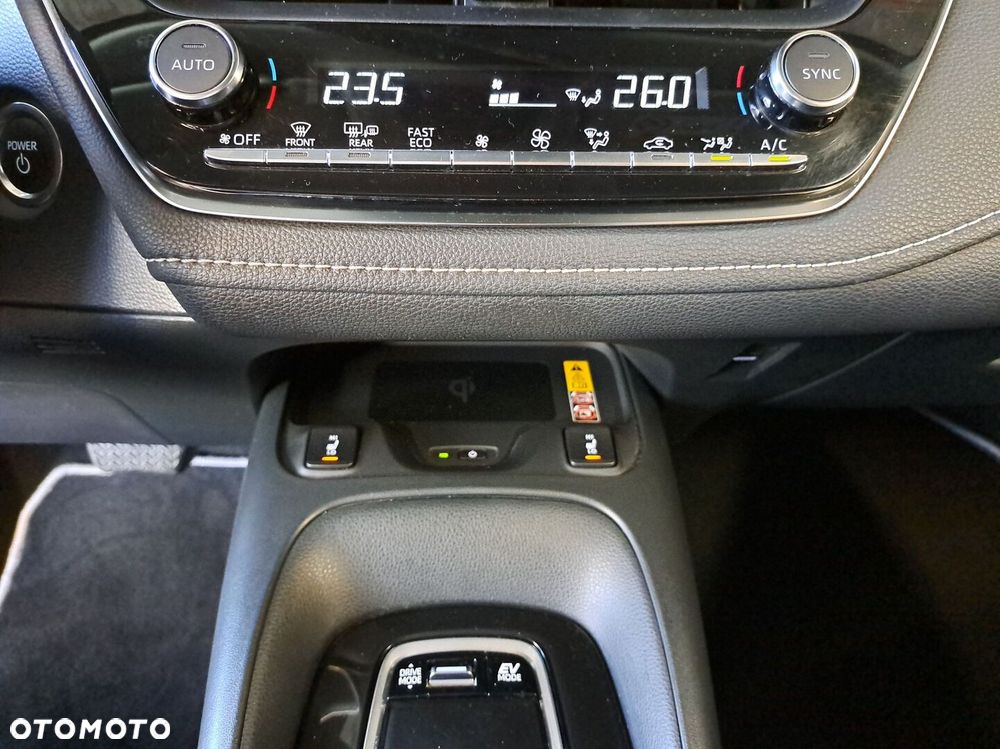 Toyota Corolla 1.8 Hybrid Comfort - 27