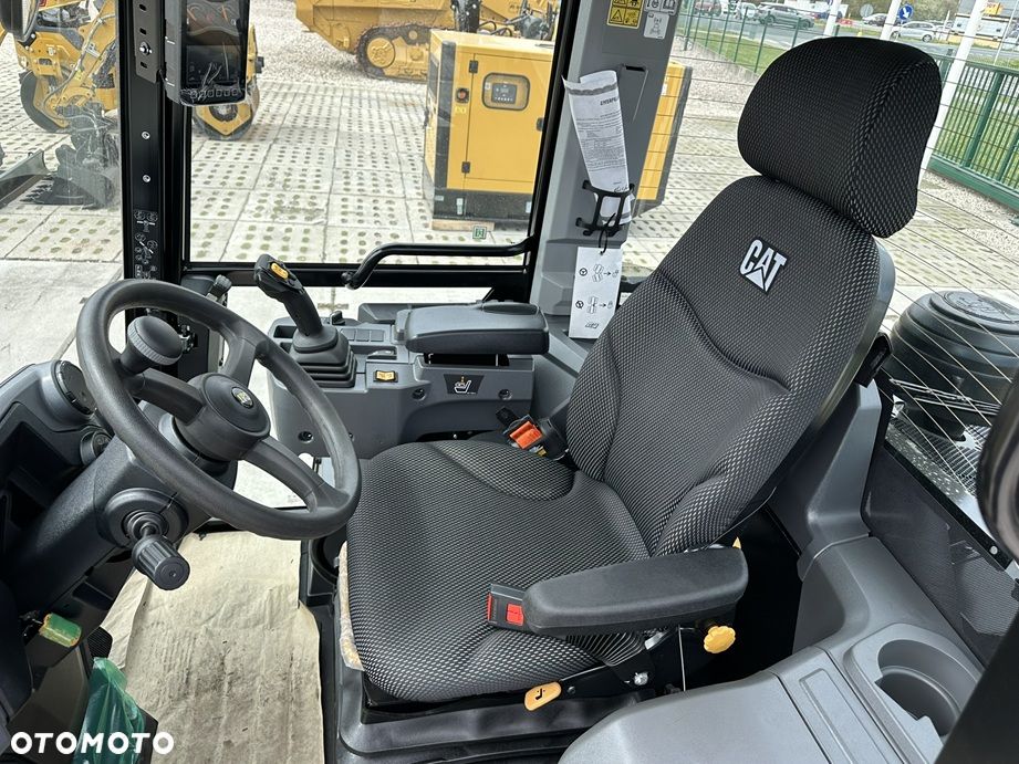Caterpillar 906 ŁADOWARKA FABRYCZNIE NOWA ! JESTEŚMY AUTORYZOWANYM DEALEREM NOWYCH MASZYN MARKI CATERPILLAR ! - 23