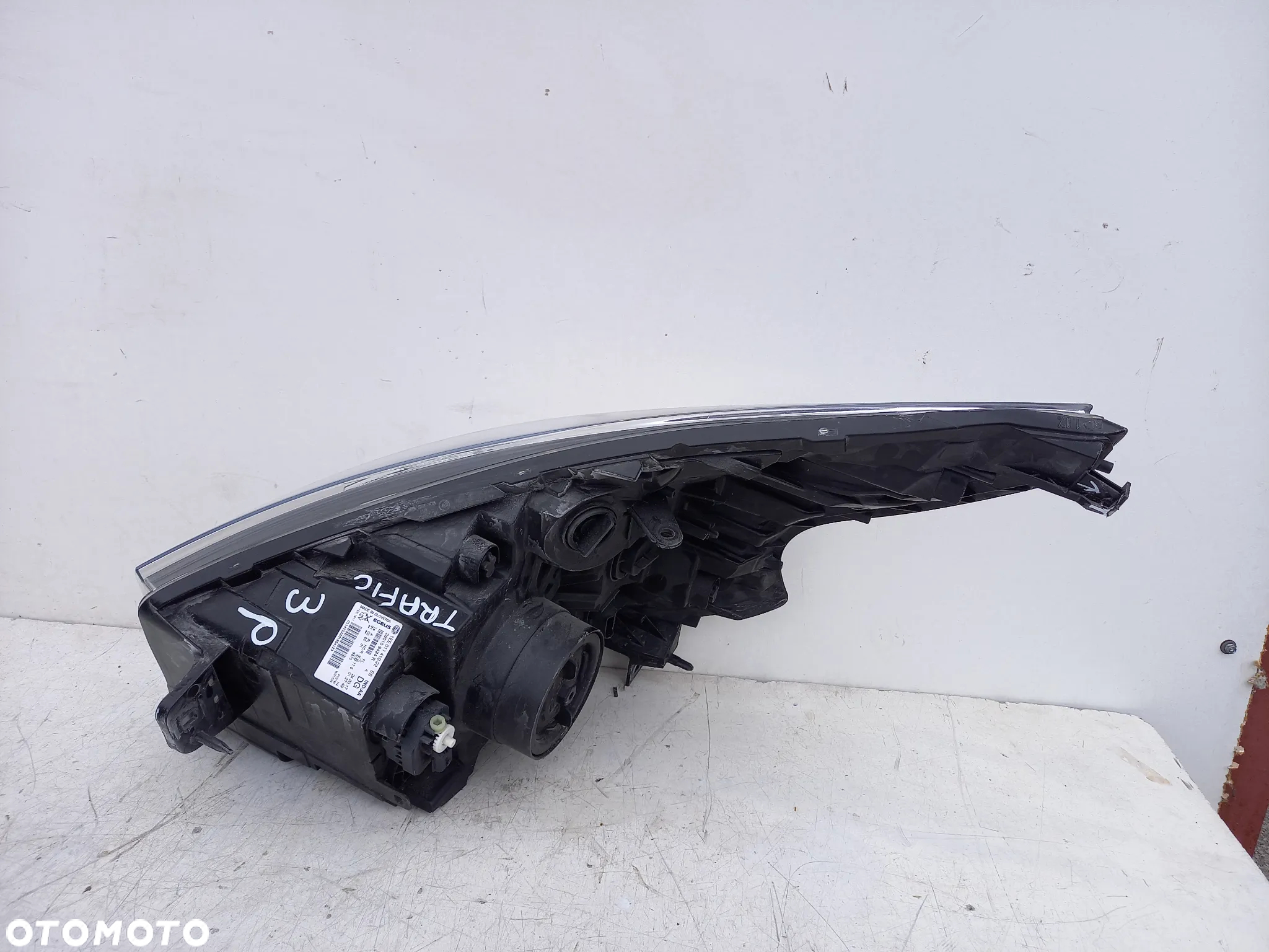 Lampa prawy przód Renault Trafic III 260109424R - 3