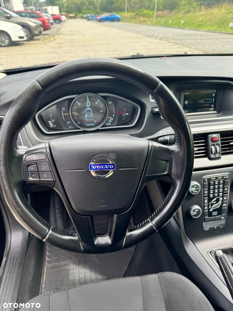 Volvo V40 D2 Kinetic - 10