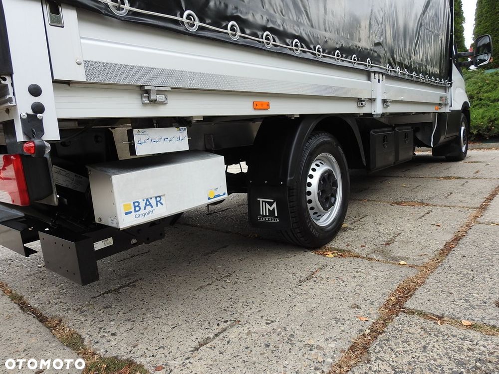 Iveco DAILY 35S18 PLANDEKA WINDA 8 PALET TEMPOMAT KLIMATYZACJA  180KM - 20