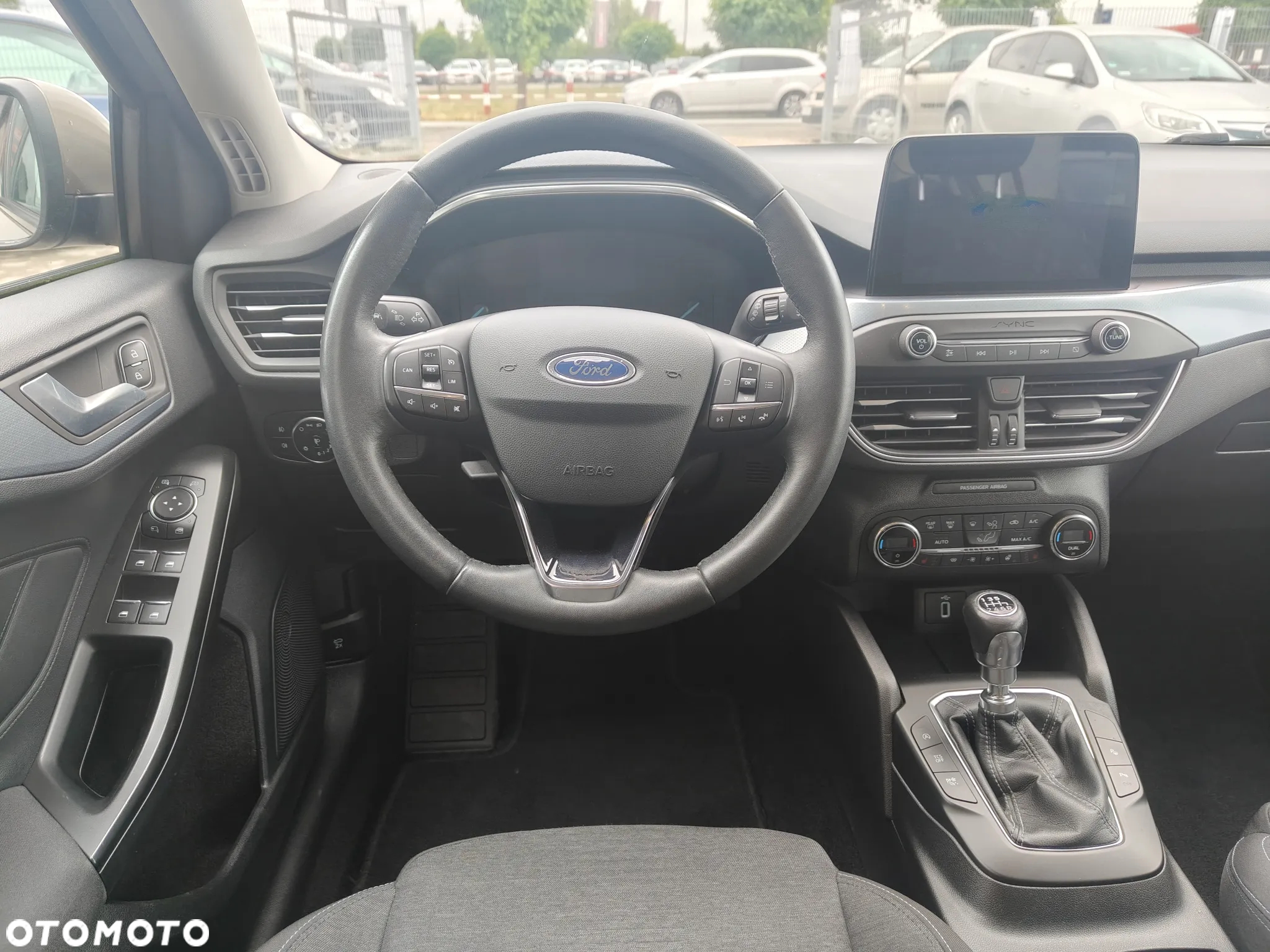 Ford Focus 1.0 EcoBoost Active Business - 17