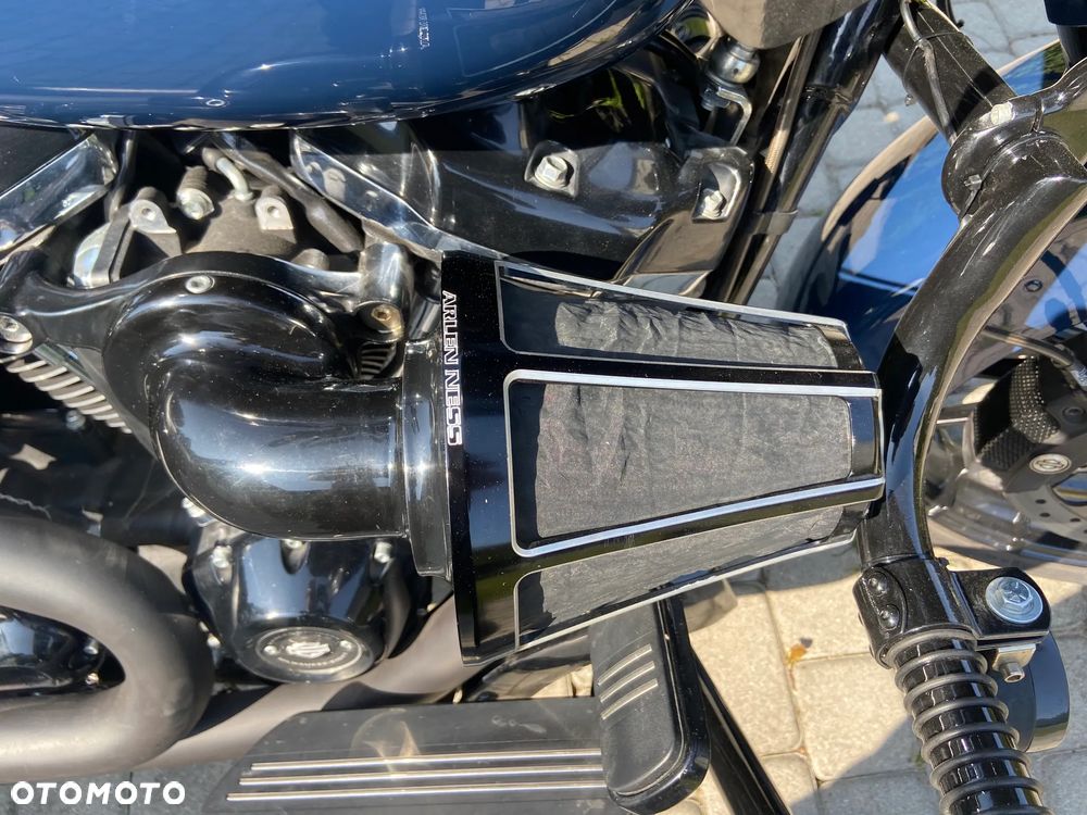 Harley-Davidson Touring Road Glide - 16