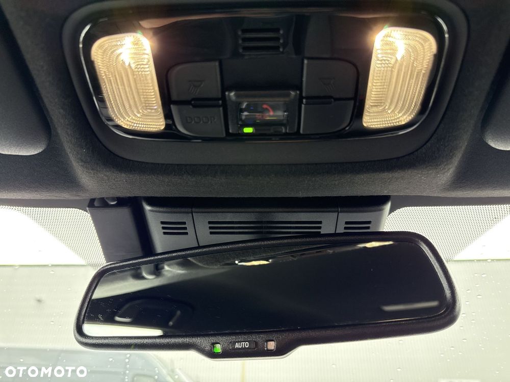 Toyota Yaris Cross Hybrid 1.5 Style - 23